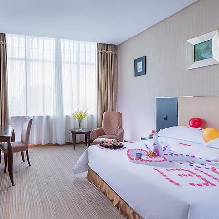 Vienna International Hotel Shenzhen Hua'Nan City Экстерьер фото