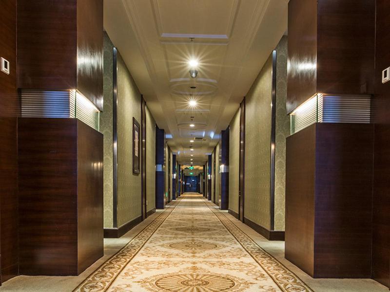 Vienna International Hotel Shenzhen Hua'Nan City Экстерьер фото